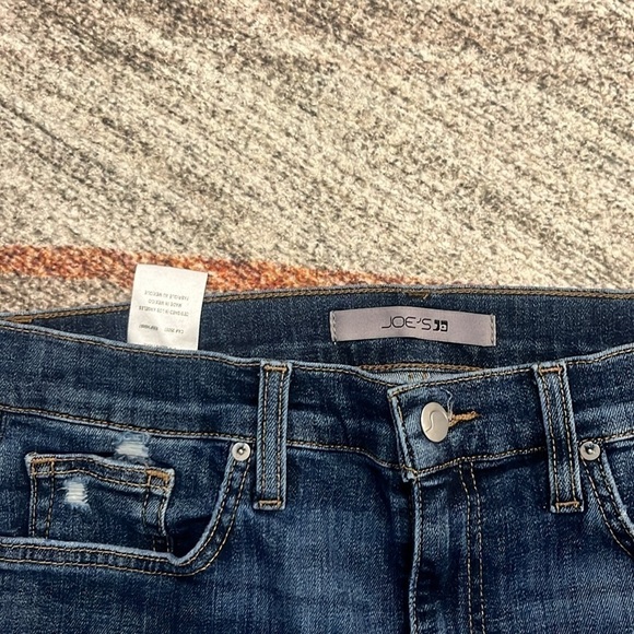 Joe's Jeans Distressed Straight Ankle Jeans in Alhambra - Size 29 - Picture 7 of 10